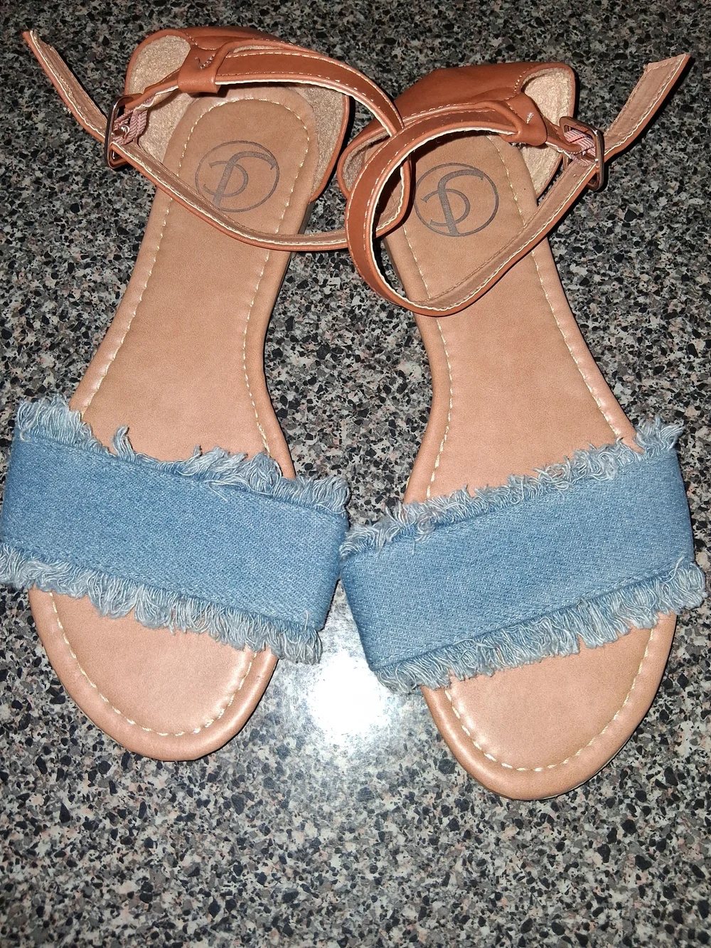 N/A stylish women